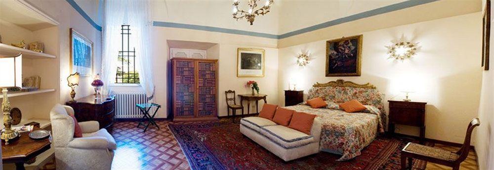 Palazzo Dalla Casapiccola Bed & Breakfast มาเชราตา ภายนอก รูปภาพ