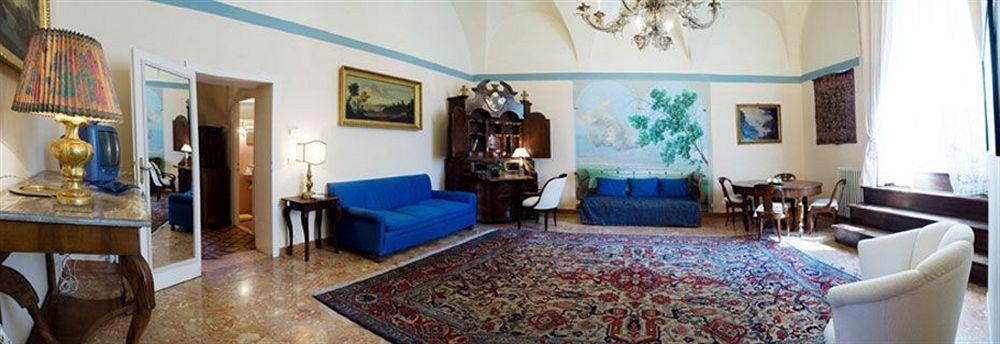 Palazzo Dalla Casapiccola Bed & Breakfast มาเชราตา ภายนอก รูปภาพ