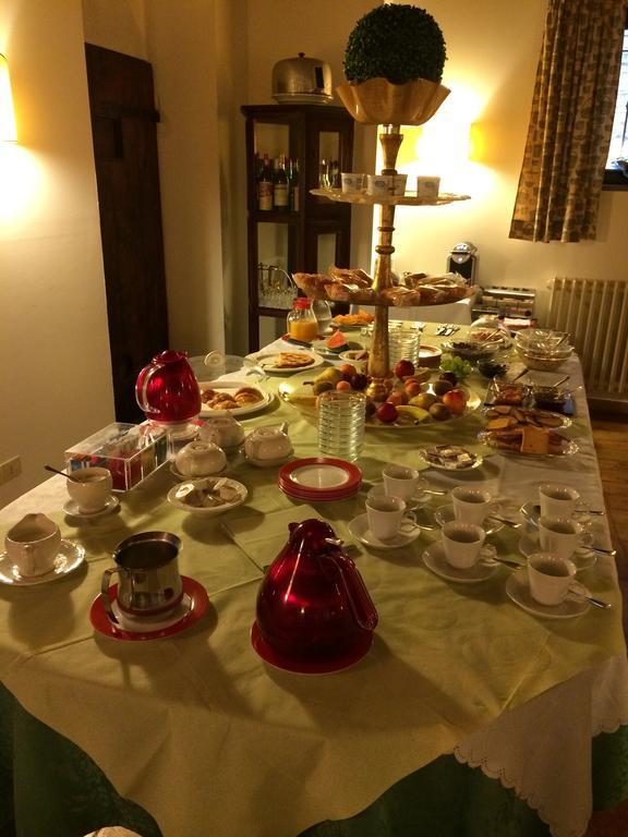 Palazzo Dalla Casapiccola Bed & Breakfast มาเชราตา ภายนอก รูปภาพ