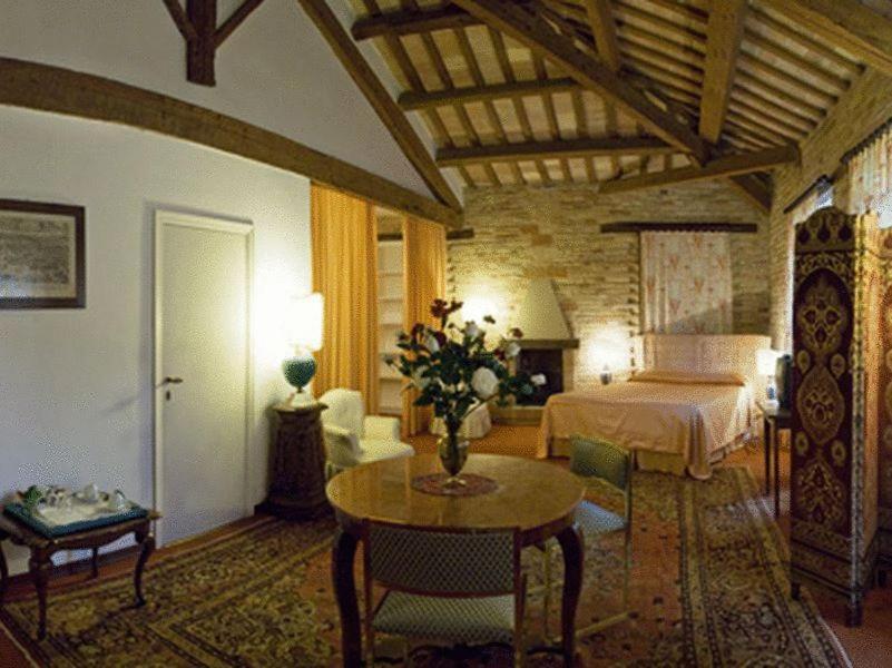 Palazzo Dalla Casapiccola Bed & Breakfast มาเชราตา ห้อง รูปภาพ